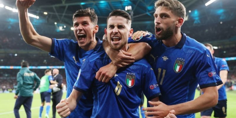 Bóng Đá Italia - Soi Kèo Chuẩn Xác Hôm Nay Tại FB88 1 Sức hút không thể chối từ của những giải đấu ấn tượng
